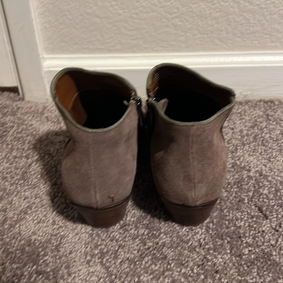 Crown Vintage Ankle Boots - Picture 3 of 3